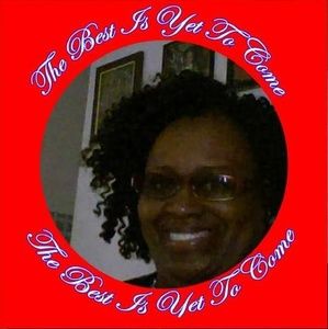 Meet your Posher, Lora